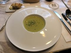 -La Mer Restaurant & Lounge