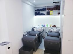 -E.L.K造型momopark店