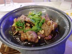 -樱花里音乐餐吧·牛扒椰子鸡(东圃店)