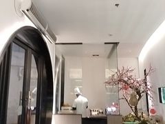 -荷塘秋月·本帮江浙菜(国权路店)