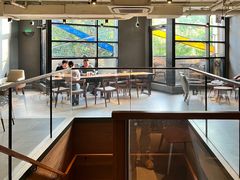 -星巴克(杭州湖滨银泰E区店)