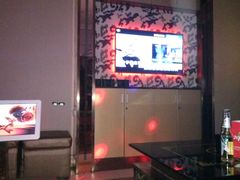 -七十二变量贩KTV(绿地东海岸时代广场店)