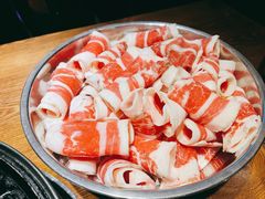 招牌肥牛-探牛东北烧烤·铁锅炖大鹅(深圳总店)