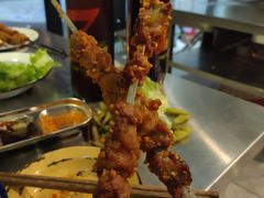 -马路牙子烧烤音乐酒馆(望京店)