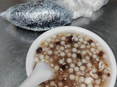-芳婆糕团店(王府大街店)