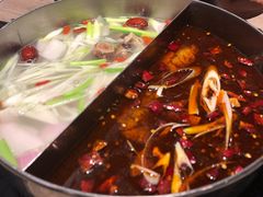 鸳鸯功夫牛尾锅-老鼎旺安格斯牛肉火锅(衡艺广场店)