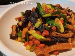 -千稻剁椒大鱼头(CityOn熙地港店)