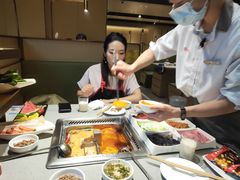 -海底捞火锅(海宁路店)