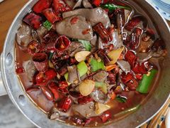 夜巿炒雞血-包整·丝娃娃(一览甲秀楼风景店)