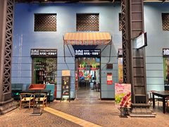 -香巴拉云南餐厅(华莱坞店)