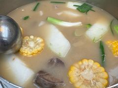 -肥仔文澳门猪骨煲(南京西路店)