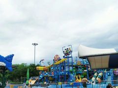 -欢乐水魔方水世界