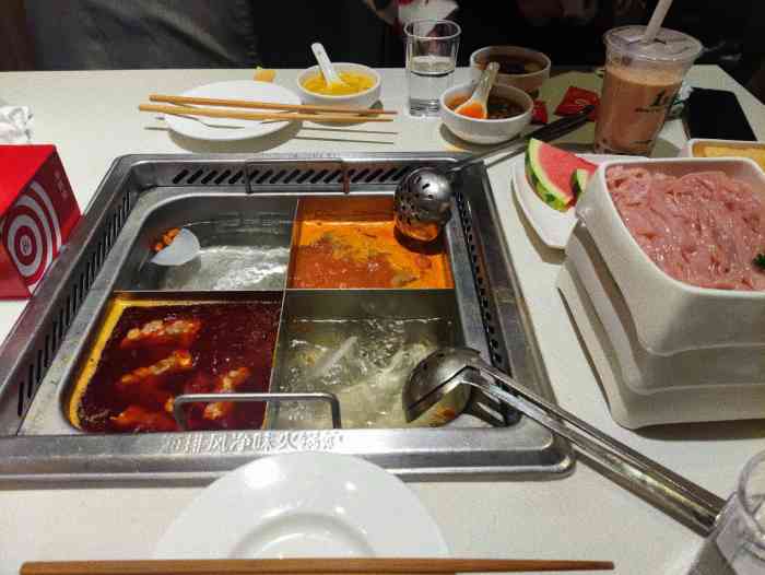 海底捞火锅(伟东乐客城店)-"去过几次最喜欢的还是他家的「小酥肉」
