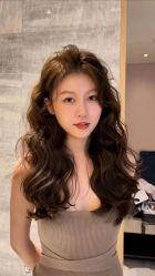 -苑苑发型设计
