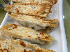 肉三鲜锅贴-春水锅贴·传统鲁菜(大明湖店)