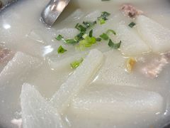 -余杨鸭鸭餐厅