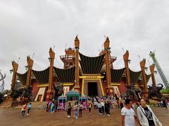 -七彩云南欢乐世界