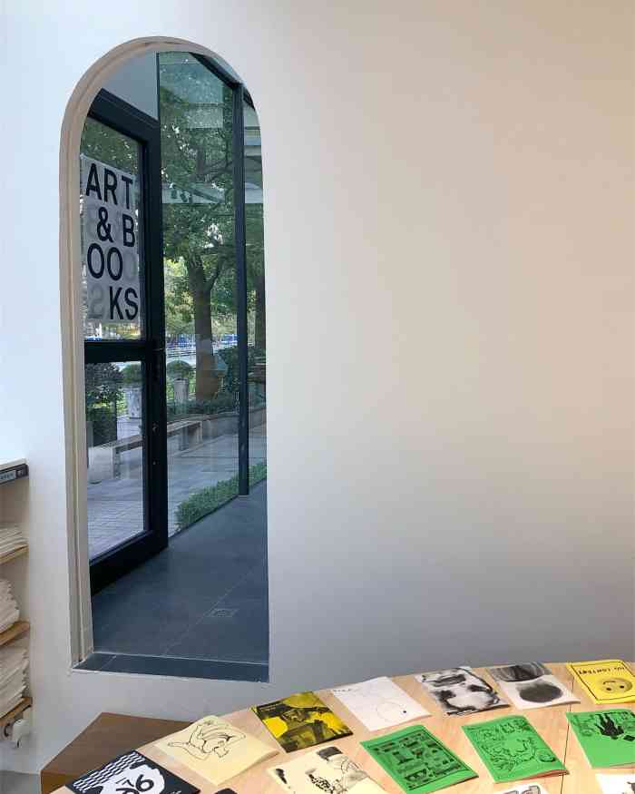 香蕉鱼书店-"虽然难找一点 但还是觉得很值得来 很可爱.