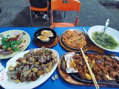 -老东镇啤酒屋海鲜加工·蒸汽海鲜·海鲜烧烤(台东店)