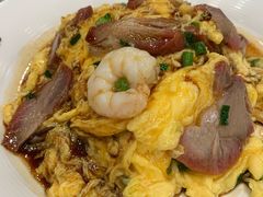 虾仁叉烧双拼滑蛋饭-旺记冰室(九龙中心大厦店)