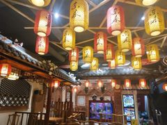 大堂-东来菜馆•手抓海鲜家常菜•海鲜锅贴(鸽子窝店)