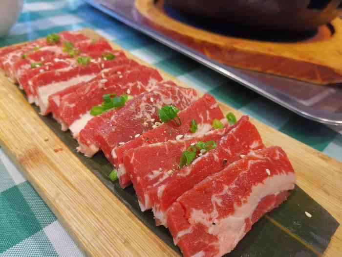 蔚山烤肉(塔山店)-"环境在烟台的韩国餐馆里是一流水准,饭菜怎.