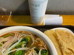 -水平有限螺蛳粉(宏达大厦店)