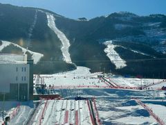 -鳌山滑雪度假区
