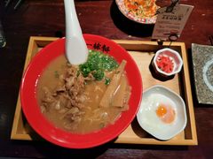 寿喜烧豚骨拉面-一豚轩·烧鸟·豚骨拉面(五四路店)