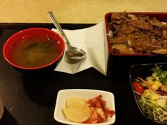 烤牛肉盖饭-桃屋日本料理(清华科技园店)