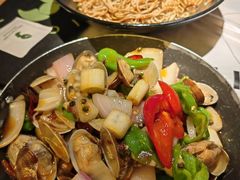 -巴厘龙虾·榜首油焖大虾(音乐学院·沿江酒馆店)