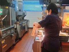 -麦当劳(宁波火车高铁站店)