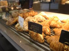 -The open life(万象城店)