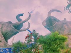 -七彩云南欢乐世界