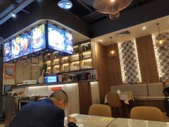 -鹅冠港式茶餐厅(来福士店)