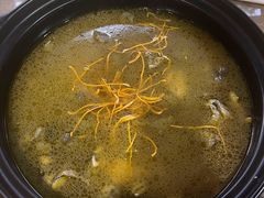 -杨记山珍鸡煲菌汤锅