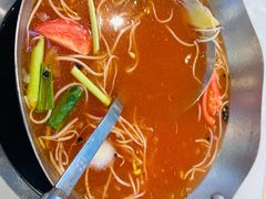 -王奋斗贵州酸汤牛肉火锅