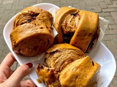 -李与白包子铺(桐梓林店)