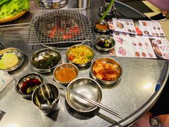 -釜山火炉·海鲜烤肉(紫藤路店)