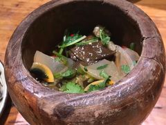 -老滇山寨•云南特色菜•地方菜•民族风情歌舞表演(金碧店)