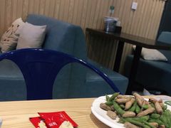 大堂-董一米线(汉峪金谷店)