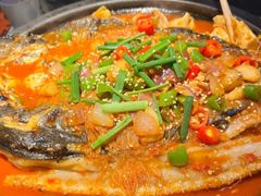 -鸣记脆皮烤鱼·海鲜烤鱼(三八广场店)