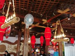 大堂-老滇山寨•云南特色菜•地方菜•民族风情歌舞表演(金碧店)