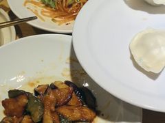 -关东小磨东北菜(上海长风大悦城店)