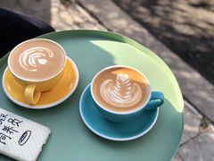 原味拿铁咖啡-Be Lived Cafe比例咖啡(摩天轮店)