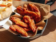 -必胜客(WOW中心城店)