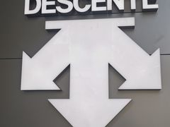 -迪桑特DESCENTE(北京三里屯BLANC店)