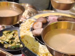-胡悦里韩式烤肉(芝罘万达广场店)