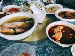 -唔呶喔哩酒家(生产街店)