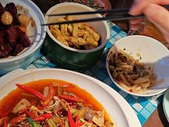 -川流不息·地道川菜·小龙虾(新松江路店)
